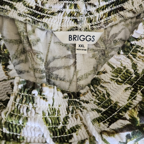 Briggs Green Palm Tree Linen Shorts NEW Womens - Picture 2 of 6